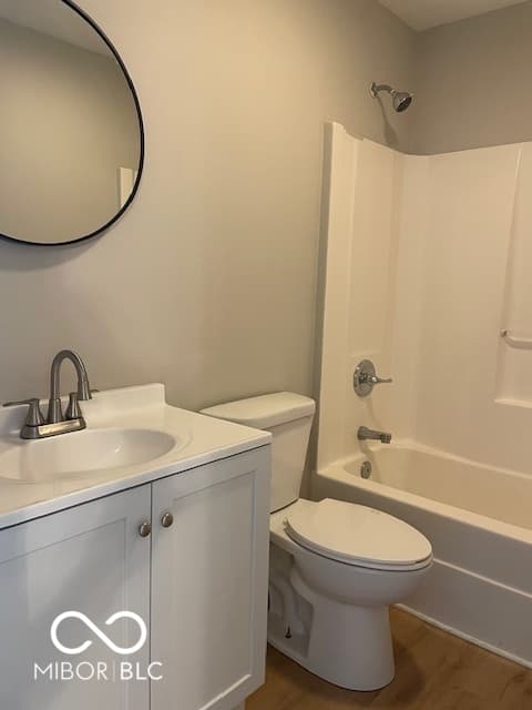 Primary bathroom at 912 S Larkspur Lane, Bloomington, IN