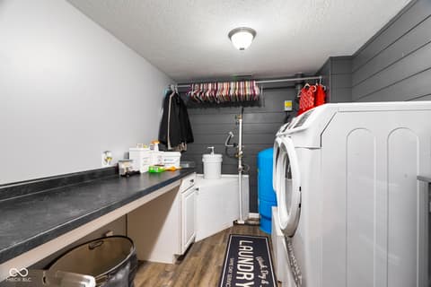 Laundry room at 4510 N Wildwood Drive, Frankfort, IN