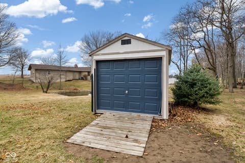 Garage at 4510 N Wildwood Drive, Frankfort, IN