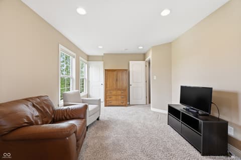 Photo of 1113 Clearwell Drive, Greenwood, IN