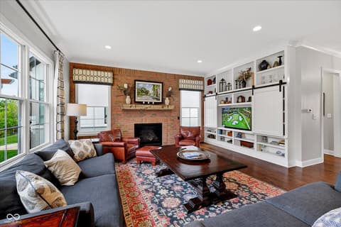Photo of 628 Woodbury Hill Drive, Westfield, IN