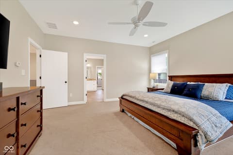 Photo of 628 Woodbury Hill Drive, Westfield, IN