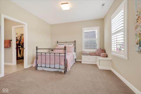 Photo of 628 Woodbury Hill Drive, Westfield, IN