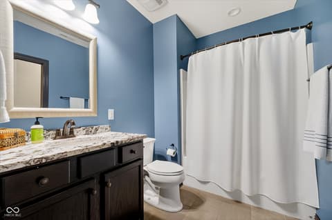 Photo of 628 Woodbury Hill Drive, Westfield, IN