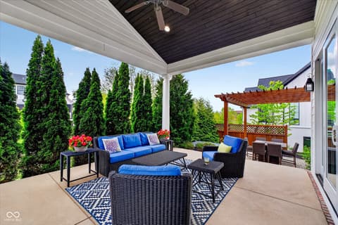 Photo of 628 Woodbury Hill Drive, Westfield, IN