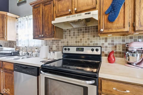 Photo of 4839 Dietzen Boulevard, Anderson, IN