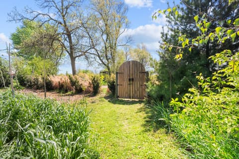 Photo of 14135 W Daleville Road, Daleville, IN
