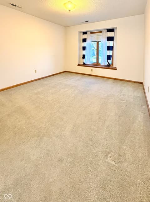 Photo of 1767 E Inverness Circle, Columbia City, IN