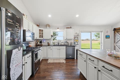 Photo of 7057 W County Road 100 North, New Castle, IN