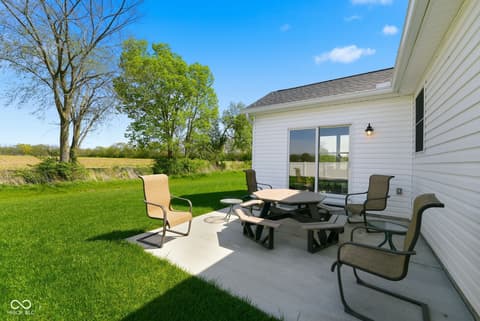 Outdoor living area at 1400 N Tk Way, Yorktown, IN