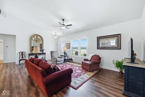 Living room at 1400 N Tk Way, Yorktown, IN