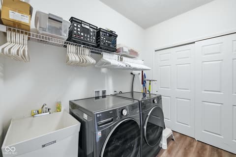 Laundry room at 1400 N Tk Way, Yorktown, IN