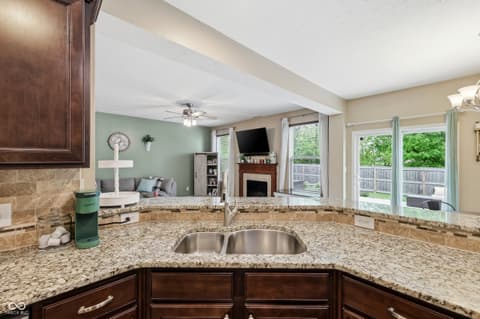 Photo of 4018 Poplar Drive, Whitestown, IN