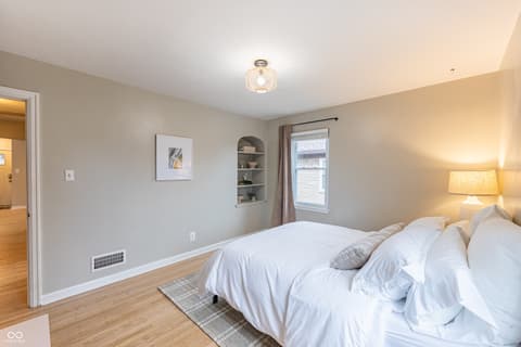 Photo of 1105 N Irvington Avenue, Indianapolis, IN