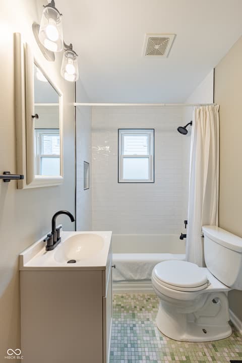 Photo of 1105 N Irvington Avenue, Indianapolis, IN