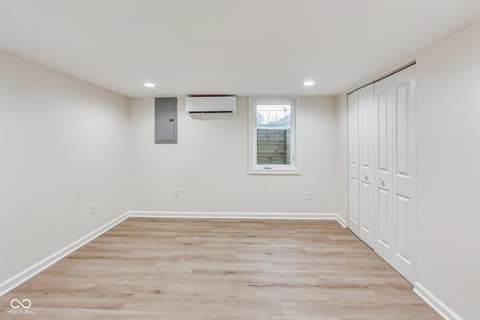 Photo of 1105 N Irvington Avenue, Indianapolis, IN