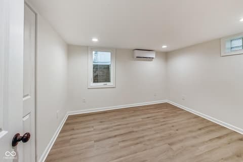 Photo of 1105 N Irvington Avenue, Indianapolis, IN