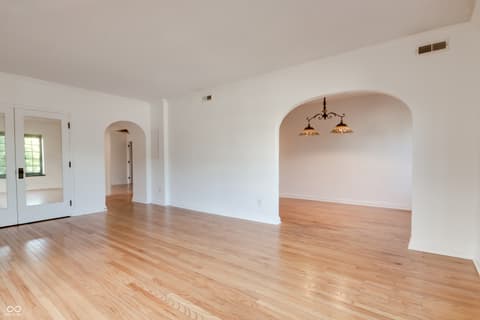 Photo of 5347 N College Avenue, Indianapolis, IN