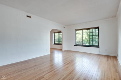 Photo of 5347 N College Avenue, Indianapolis, IN
