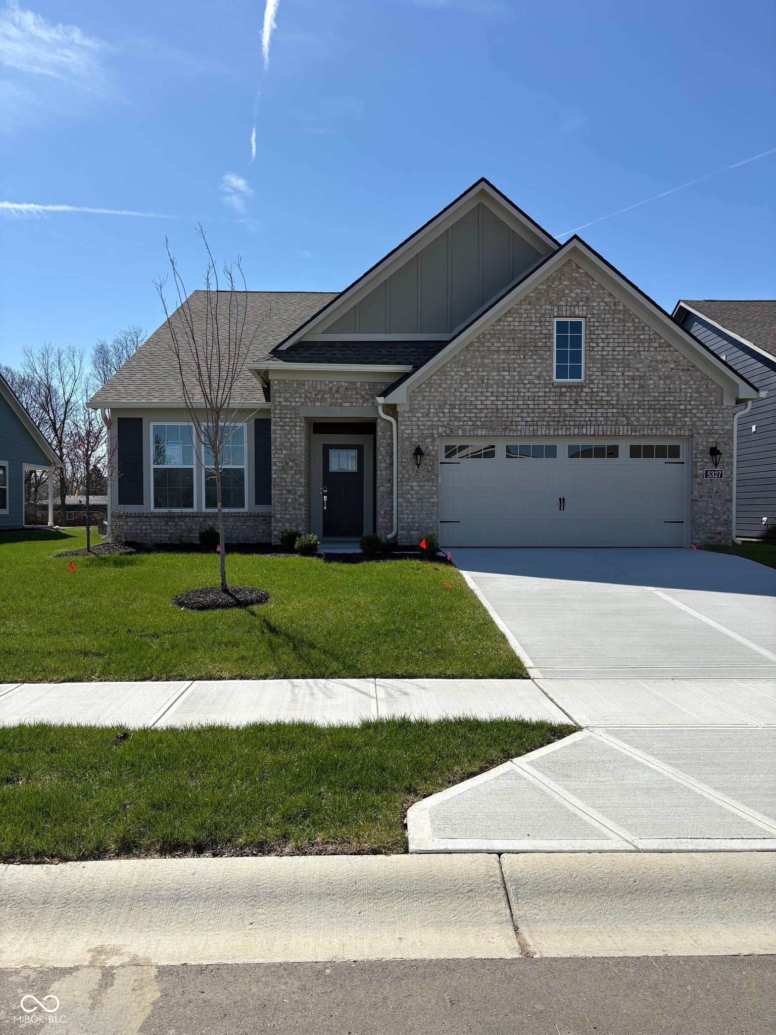Photo of 5327 Nettleton Way, Avon, IN
