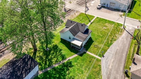 Photo of 25 N Depot Street, New Palestine, IN