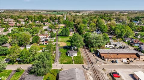 Photo of 25 N Depot Street, New Palestine, IN