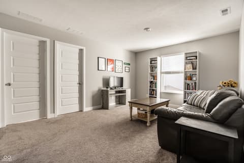 Loft — 4873 Oak Hill Drive, Lebanon, IN