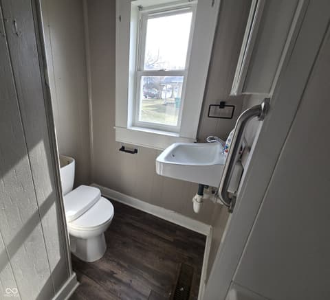 Bathroom at 2301 S 19th Street, New Castle, IN