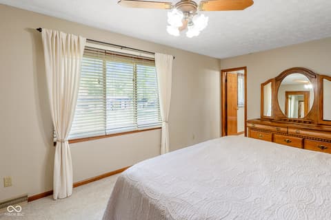 Photo of 1733 Sycamore Drive, Plainfield, IN