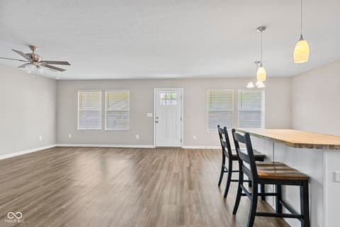 Photo of 1213 Ironwood Pass Avenue, Scottsburg, IN