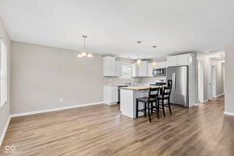Photo of 1213 Ironwood Pass Avenue, Scottsburg, IN