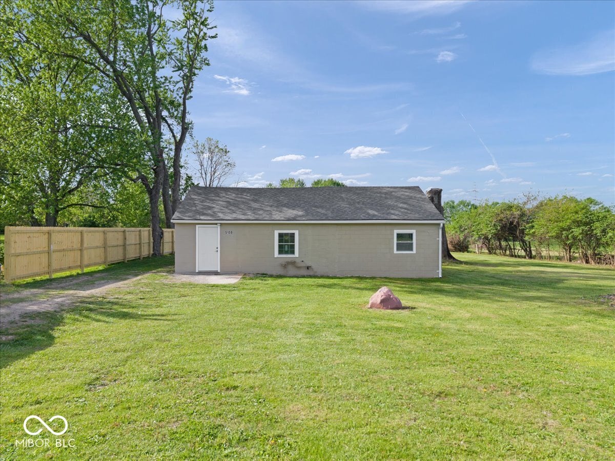 Photo of 5159 E Edgewood Avenue, Indianapolis, IN