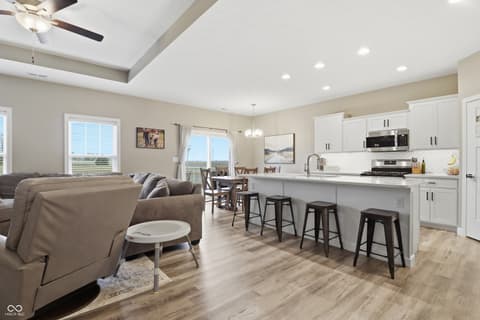 Photo of 317 E Quail Drive, Oxford, IN