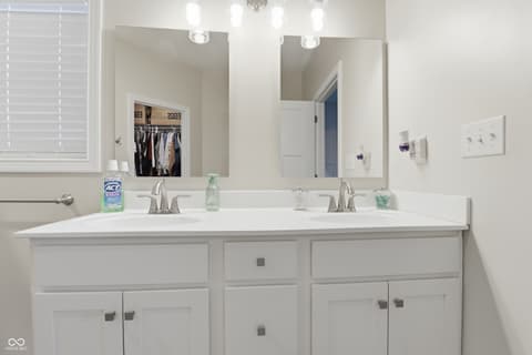 Primary bathroom at 317 E Quail Drive, Oxford, IN