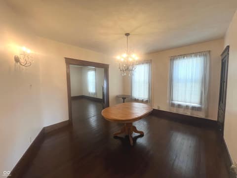 Dining room at 632 Elm Street, Shelbyville, IN