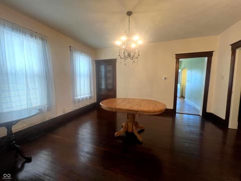 Dining room at 632 Elm Street, Shelbyville, IN