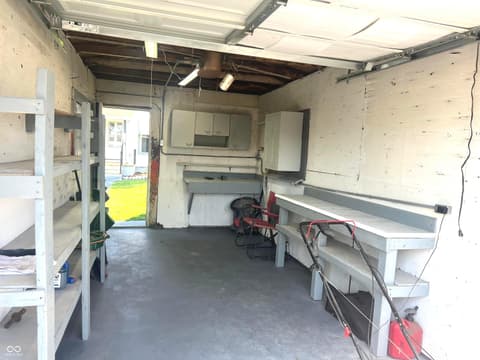 Garage at 632 Elm Street, Shelbyville, IN