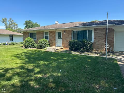 Photo of 525 Sunset Boulevard, Greenwood, IN