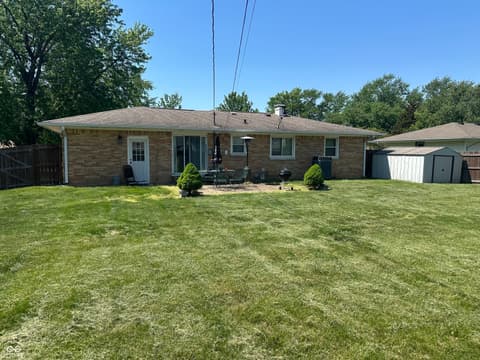 Photo of 525 Sunset Boulevard, Greenwood, IN