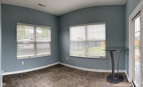 Bonus room at 1619 Beacon Pointe Boulevard, Brownsburg, IN