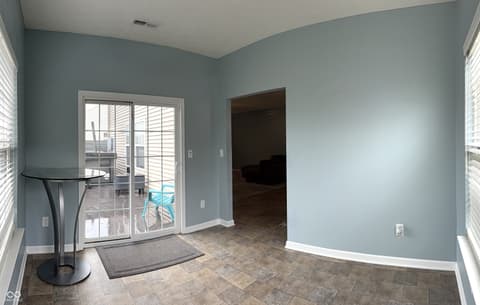 Bonus room at 1619 Beacon Pointe Boulevard, Brownsburg, IN