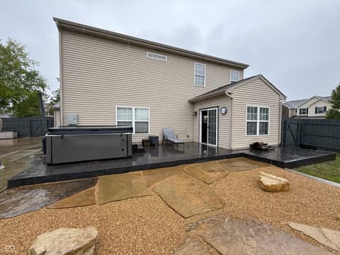 Outdoor living area at 1619 Beacon Pointe Boulevard, Brownsburg, IN