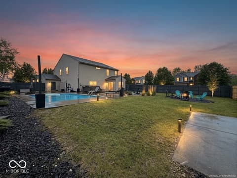 Yard at 1619 Beacon Pointe Boulevard, Brownsburg, IN