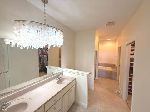 Photo of 498 Glenview Drive, Greencastle, IN