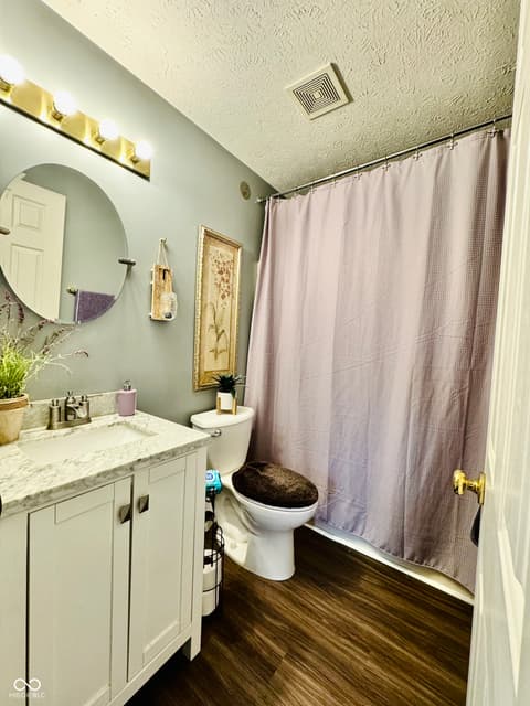 Photo of 831 Queensgate Drive, Greenwood, IN