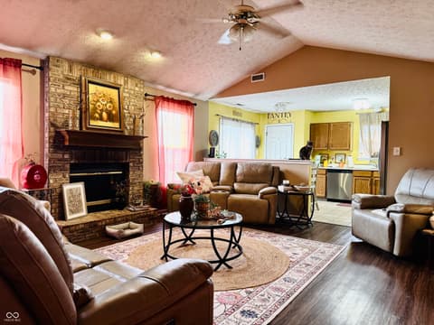 Photo of 831 Queensgate Drive, Greenwood, IN