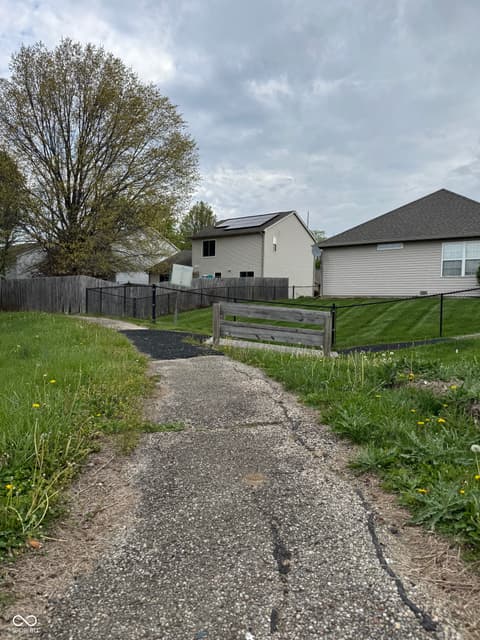 Photo of 831 Queensgate Drive, Greenwood, IN