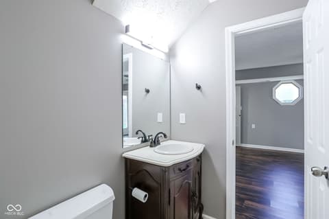 Photo of 3955 Pebble Beach Drive, Franklin, IN