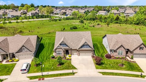 Photo of 3580 Gillsland Road, Bargersville, IN