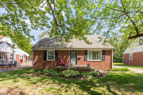 Photo of 3121 Sharon Avenue, Indianapolis, IN